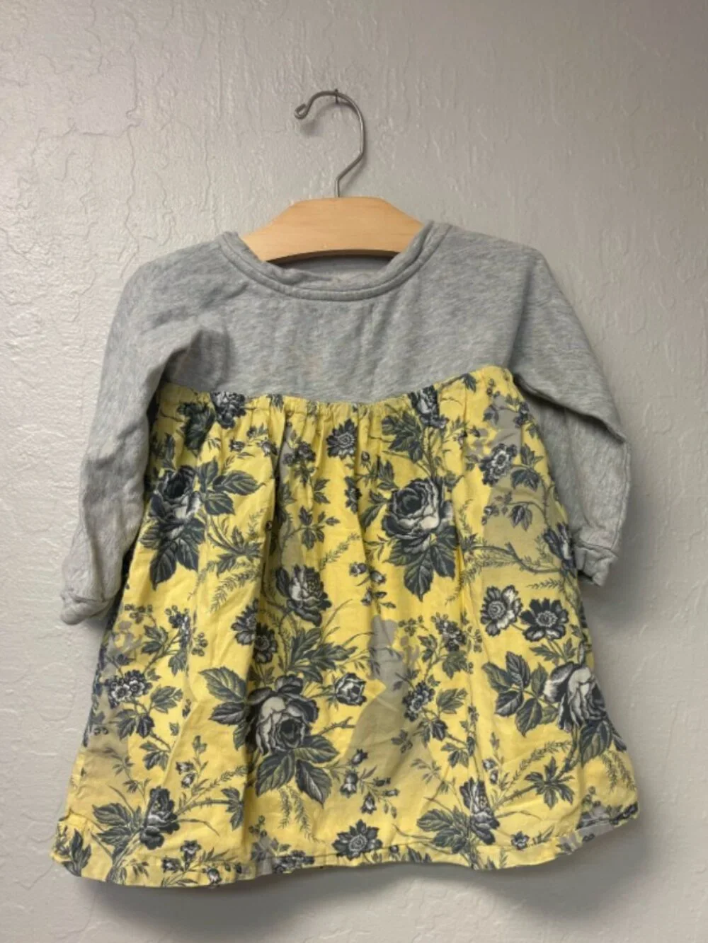 $18‎ ADD ON baby gap disney long sleeve dress 3Y Zara Hanna Andersson Baby Gap